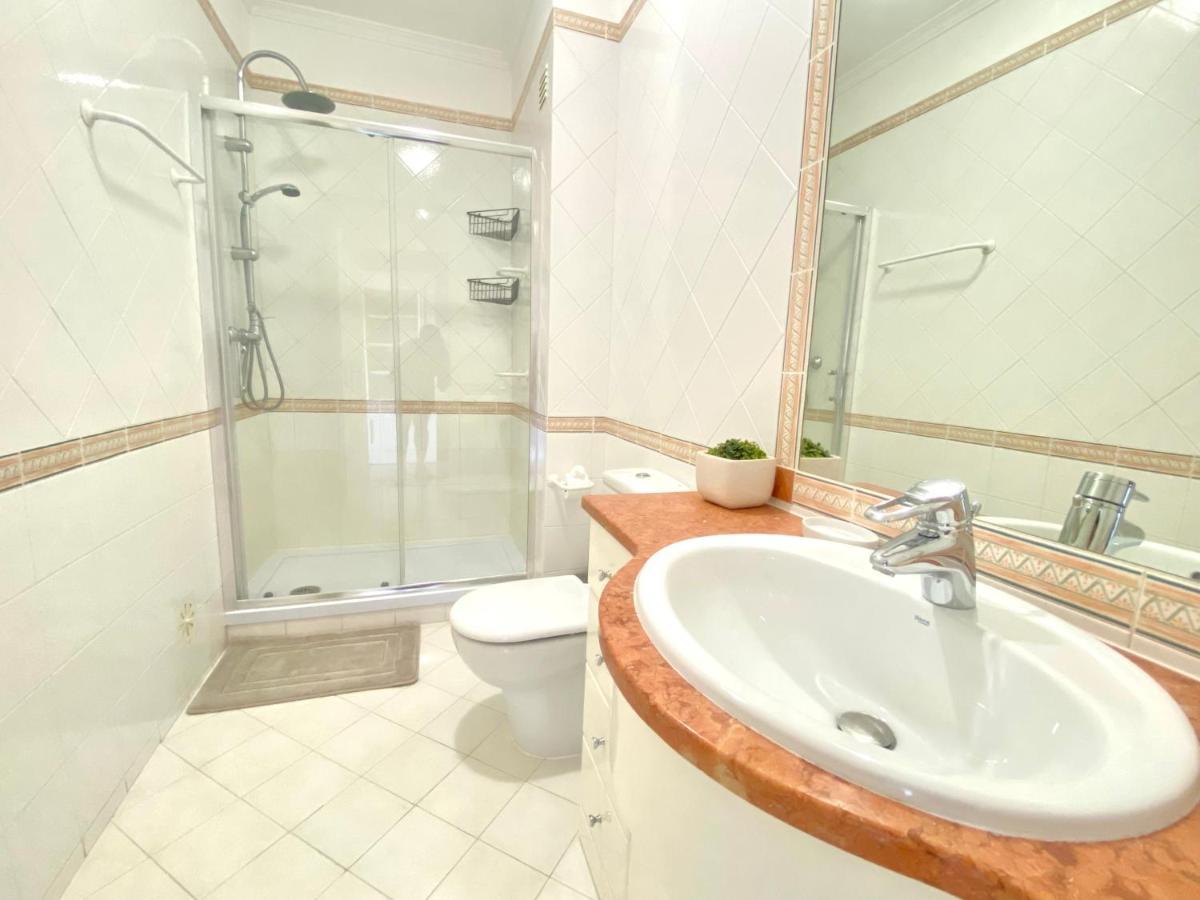 Vilamoura Central 2 Bedroom Flat Exterior photo